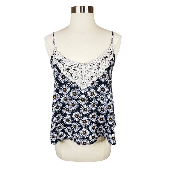 Love, Fire Crochet Lace Daisy Print Tank Top - Size Small - Picture 1 of 4